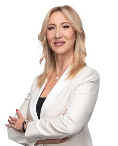 Екип INclusive
