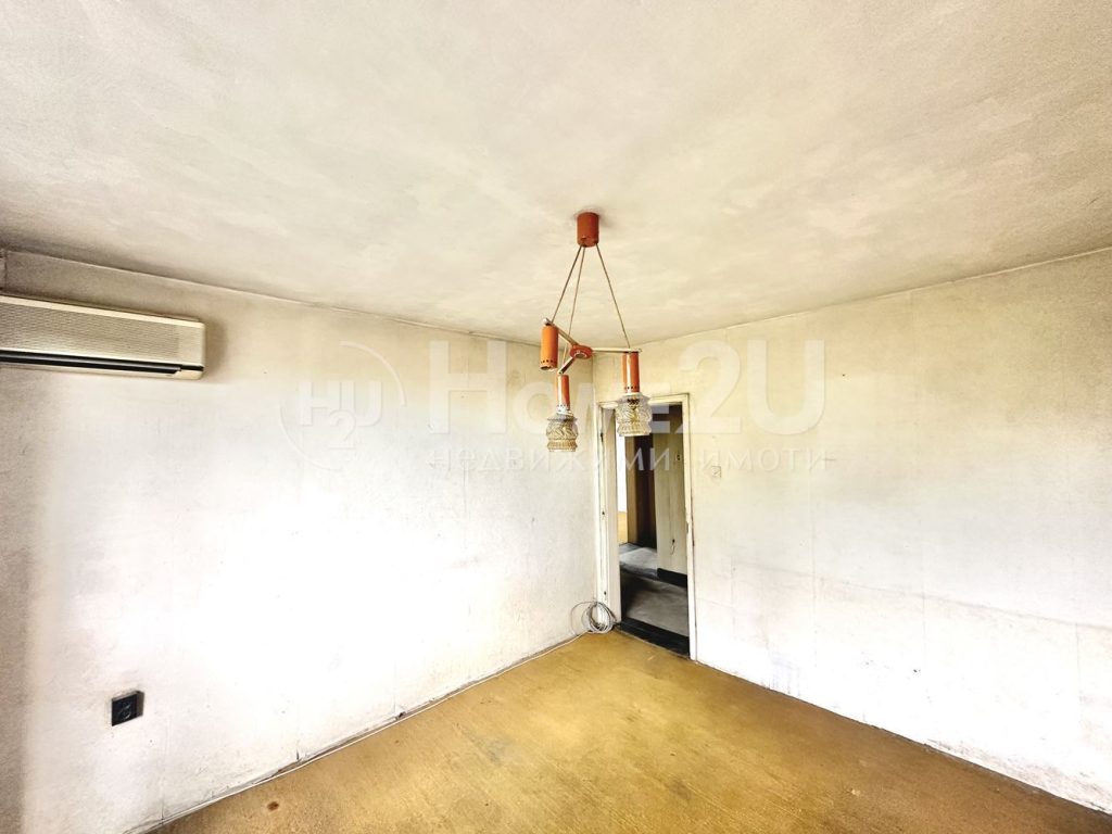 3-room — 1