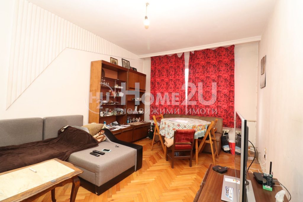 2-room — 1