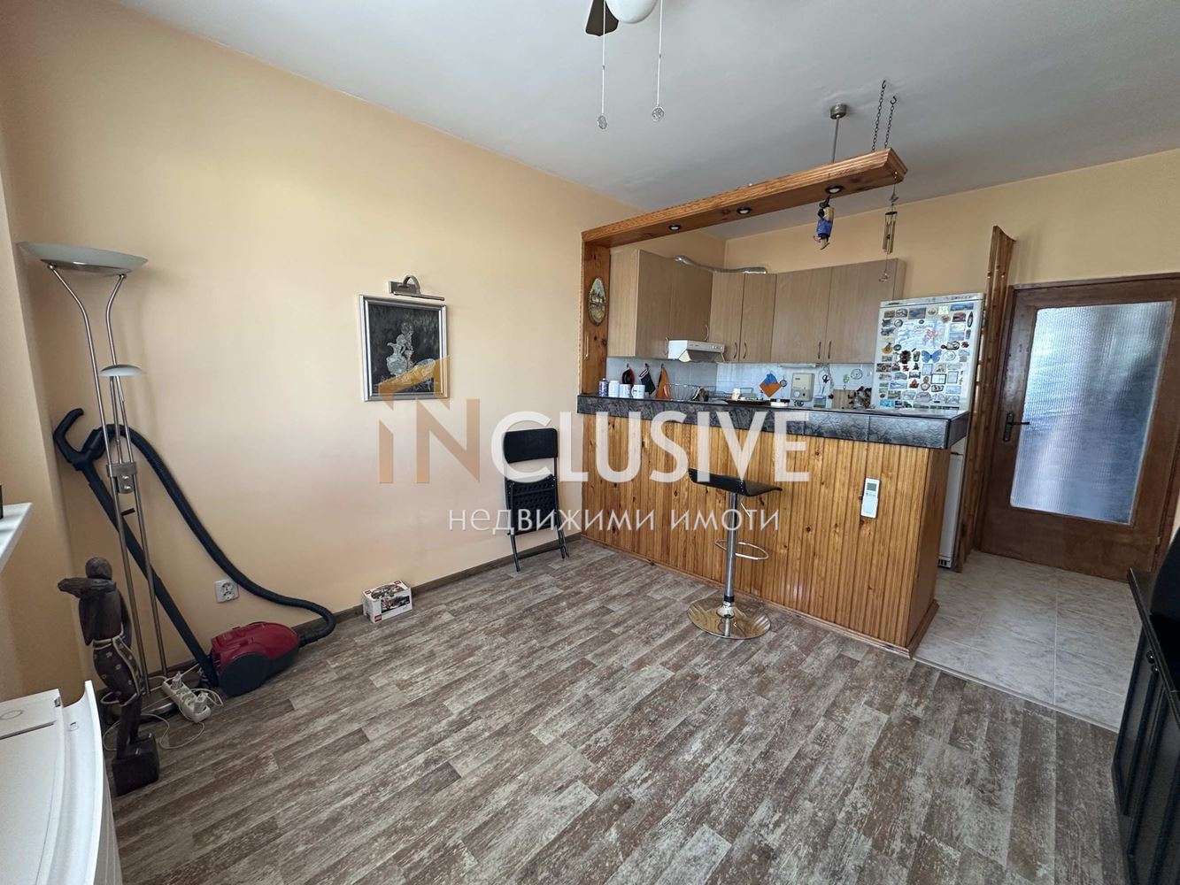 Three-room apartment – Mladost
