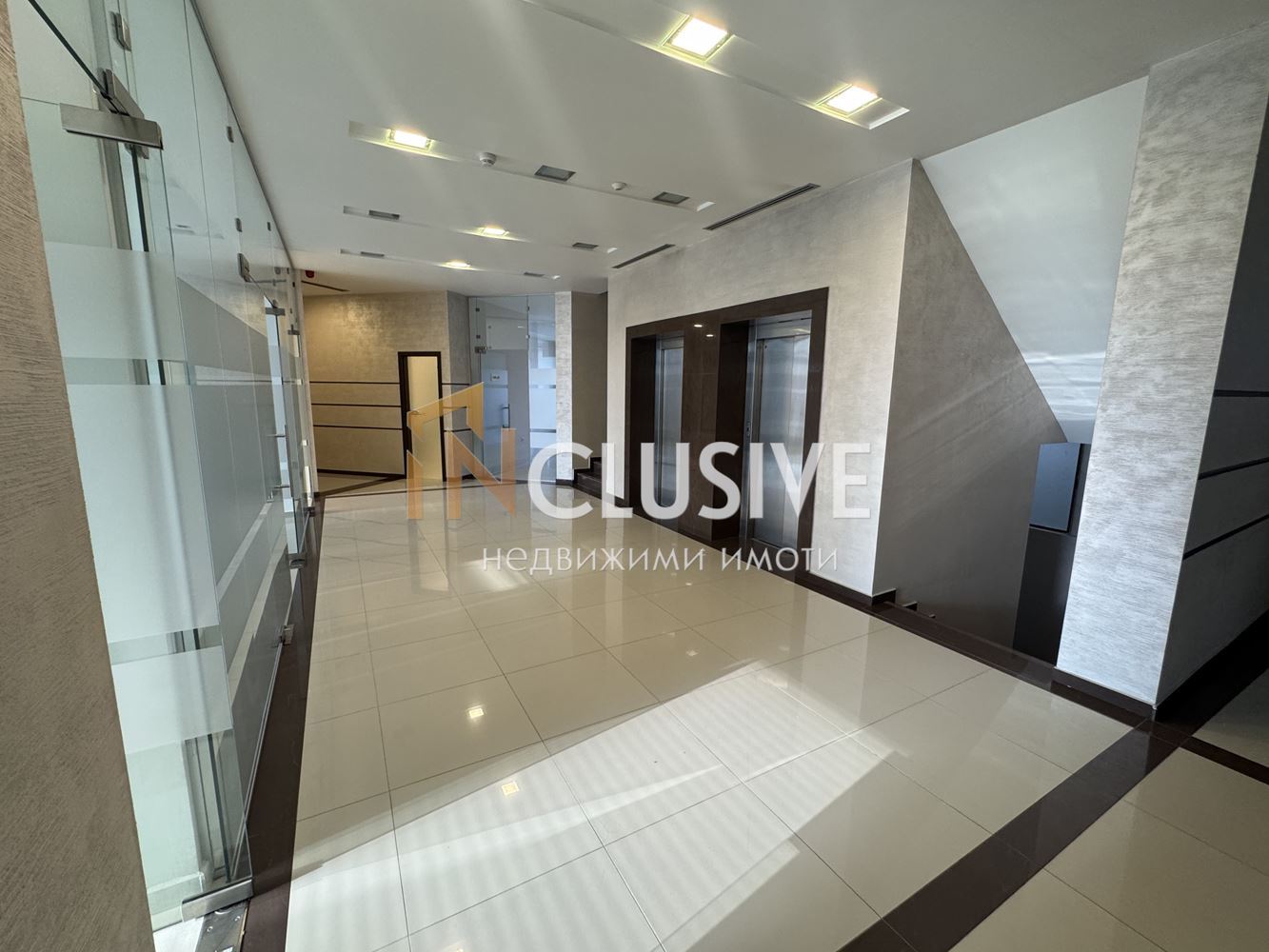 Office for Rent in a Business Building in the Western Industrial Zone in Varna