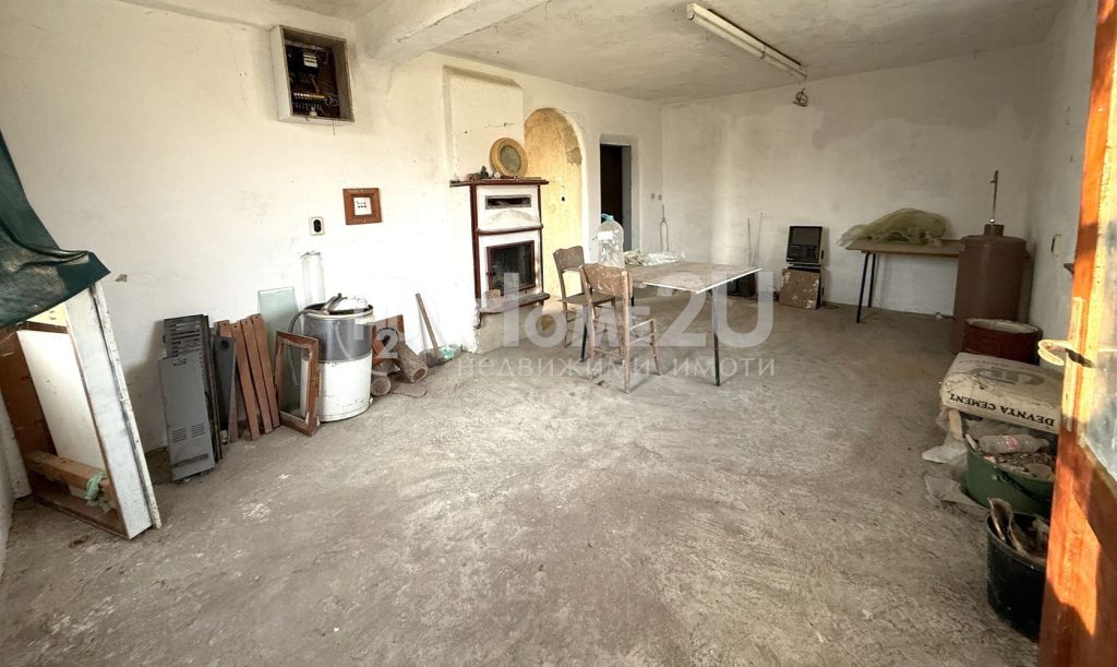 THREE FLOORS!! TOTAL AREA OVER 120 sq.m!! YARD 1400 sq.m!! — 1