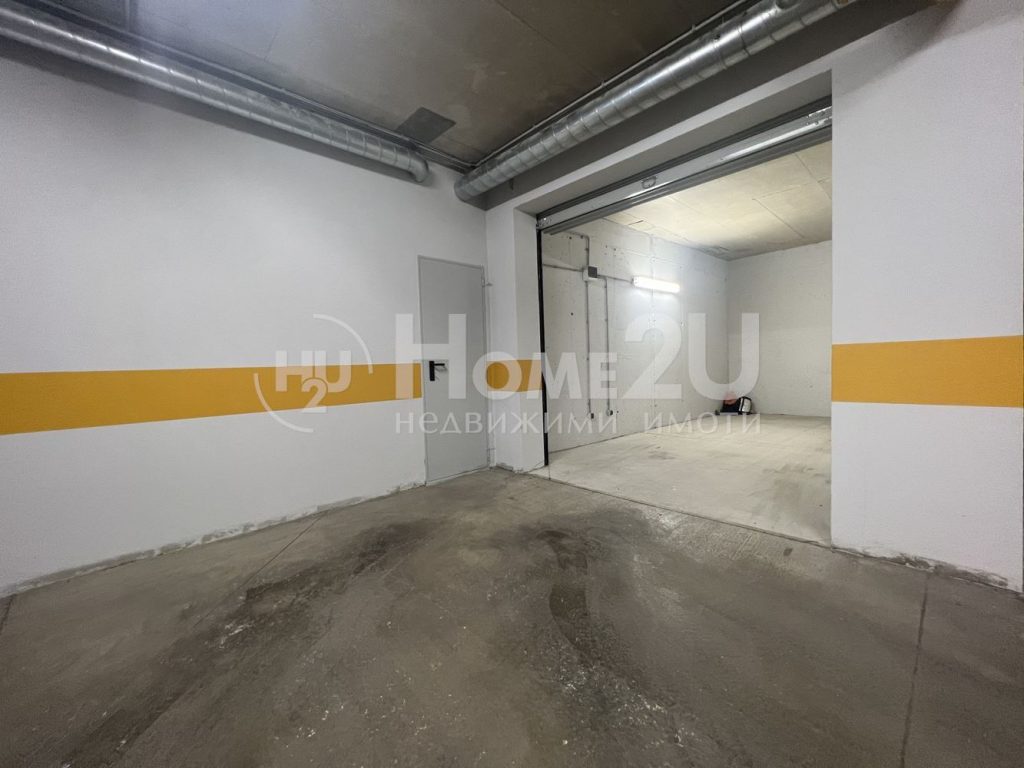 Garage — 1