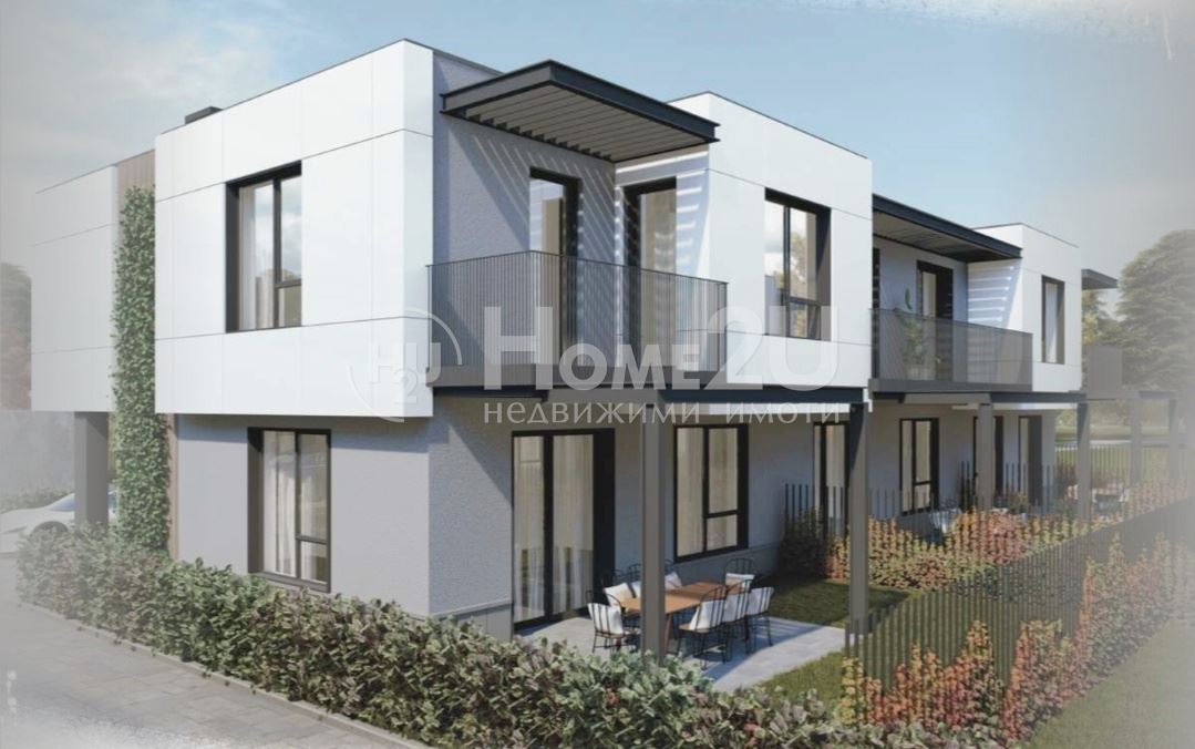 OWN YARD! GARAGE! COMPLEX OF HOUSES!