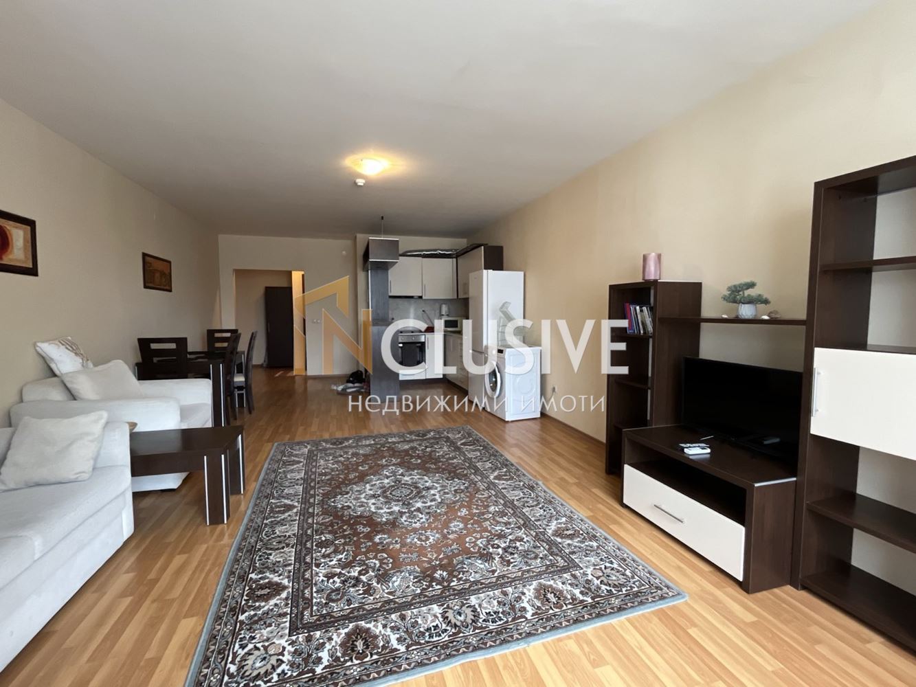 THREE-ROOM APARTMENT! FURNISHED! NO MAINTENANCE FEE! METERS FROM THE BEACH!