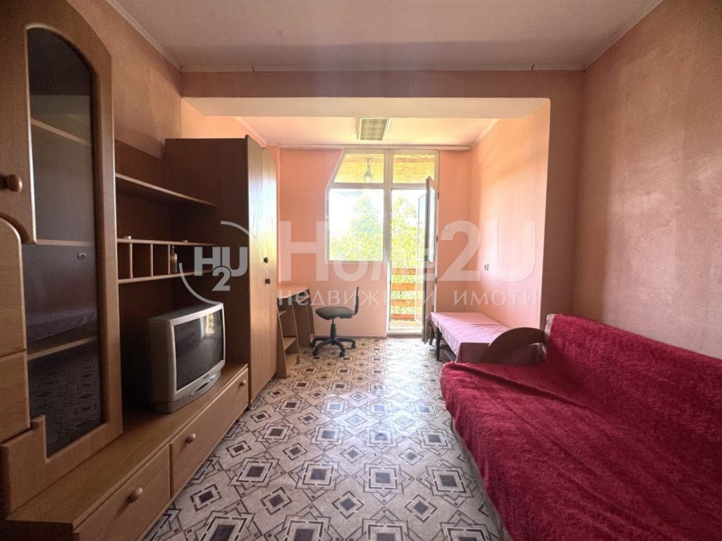 Small three-room apartment !!! Burgas city, Dolno Ezerovo district — 1