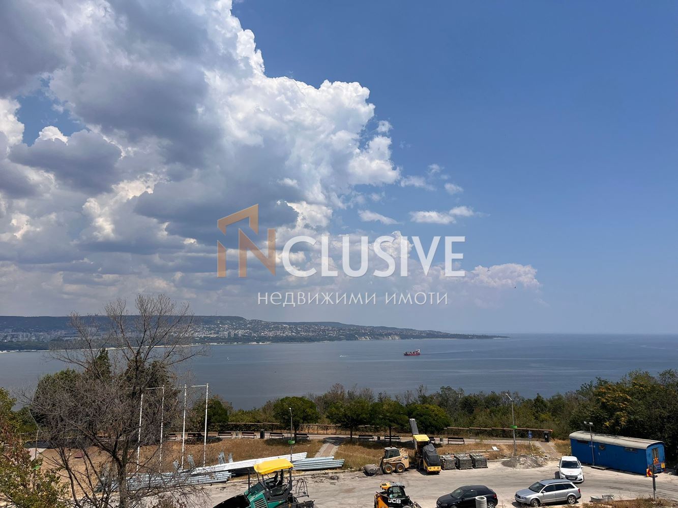 SEA VIEW!! SPACIOUSNESS!! POTENTIAL!!
