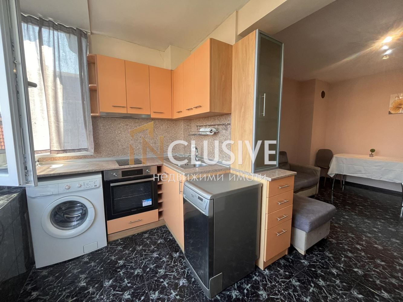 Two-room apartment in the Konfuto district in Varna