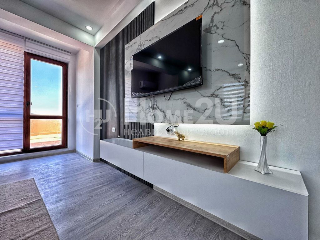 THREE-ROOM !!! ACT 16 !!! PANORAMIC VIEWS !!! — 1