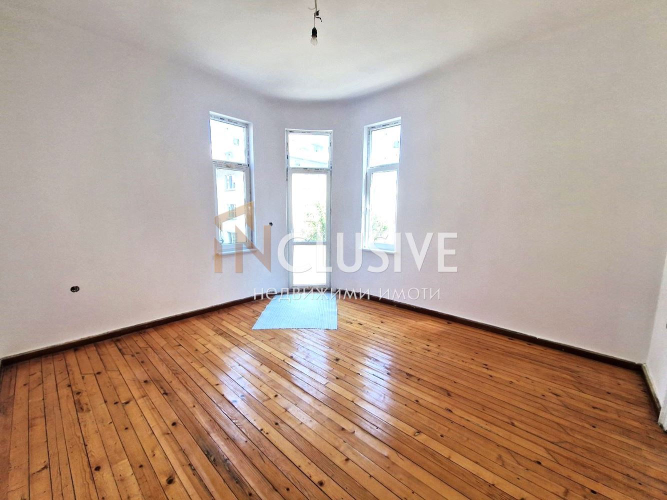 Spacious Apartment !!!5 minutes from the city center!!!