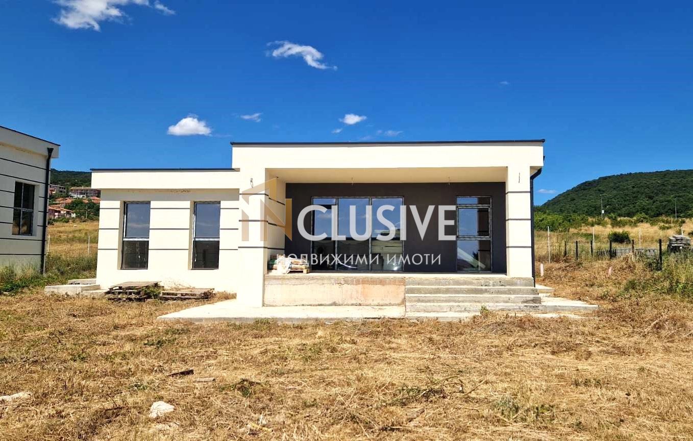 Luxury Single-Family House!!! Village of Kosharitsa!!! ACT 16!!!