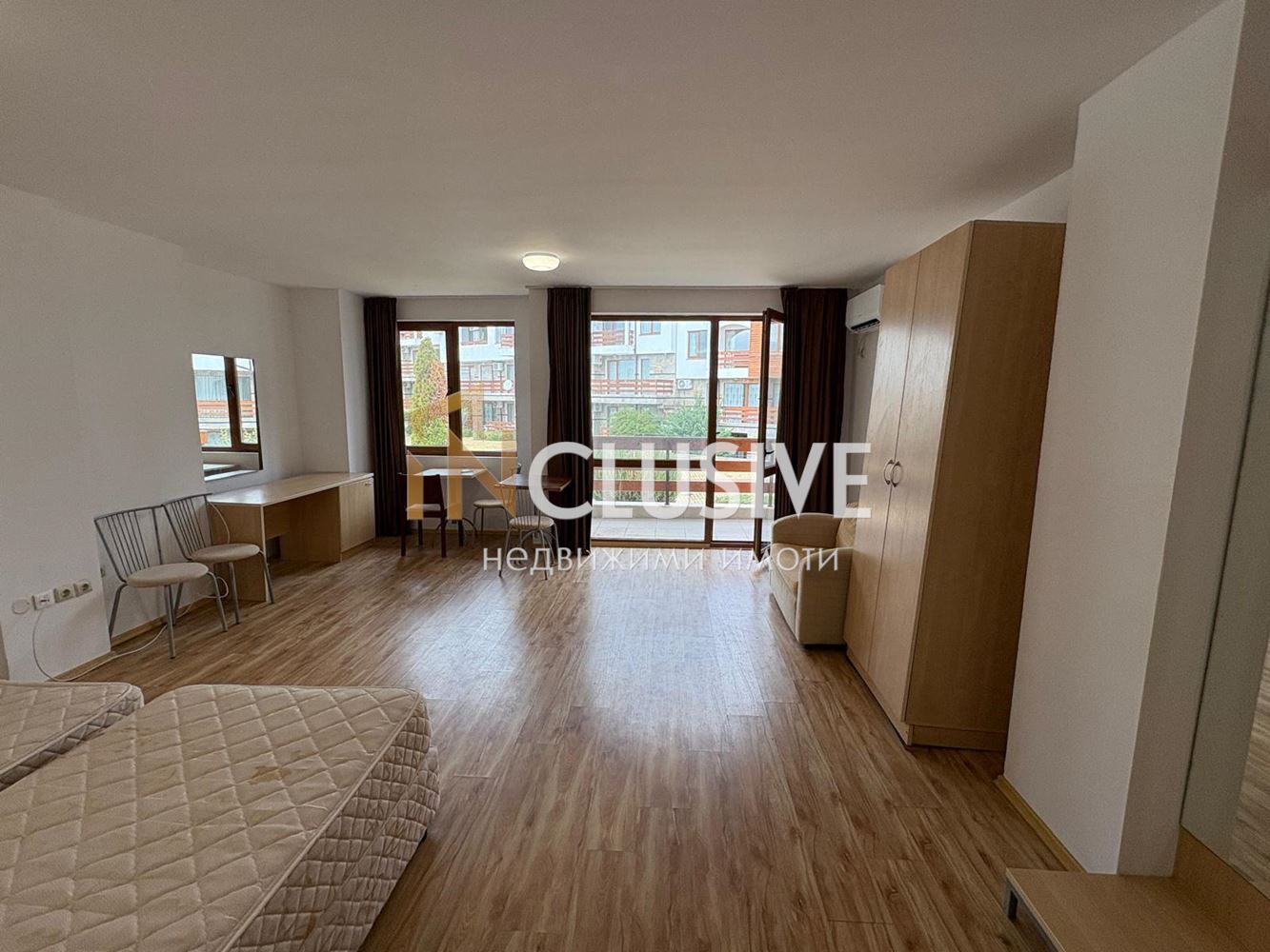 Large and spacious studio, with the possibility of conversion into a 2-room apartment
