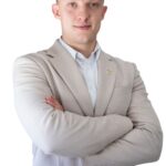 Viktor Petrov