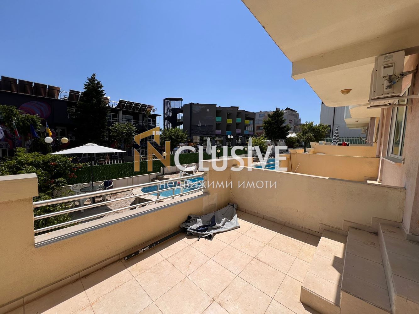 Three-room Apartment a Few Meters from the Beach in Sveti Vlas