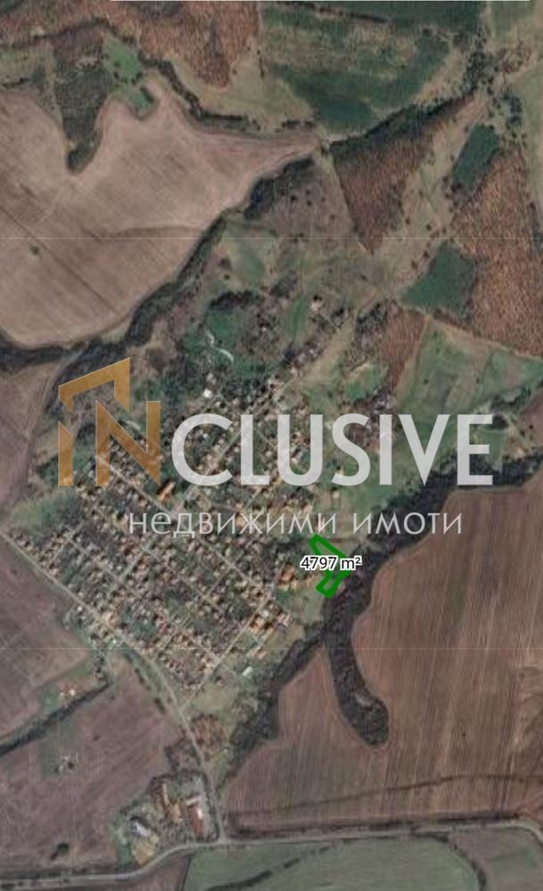 Plot in the village of Tvurditsa!
