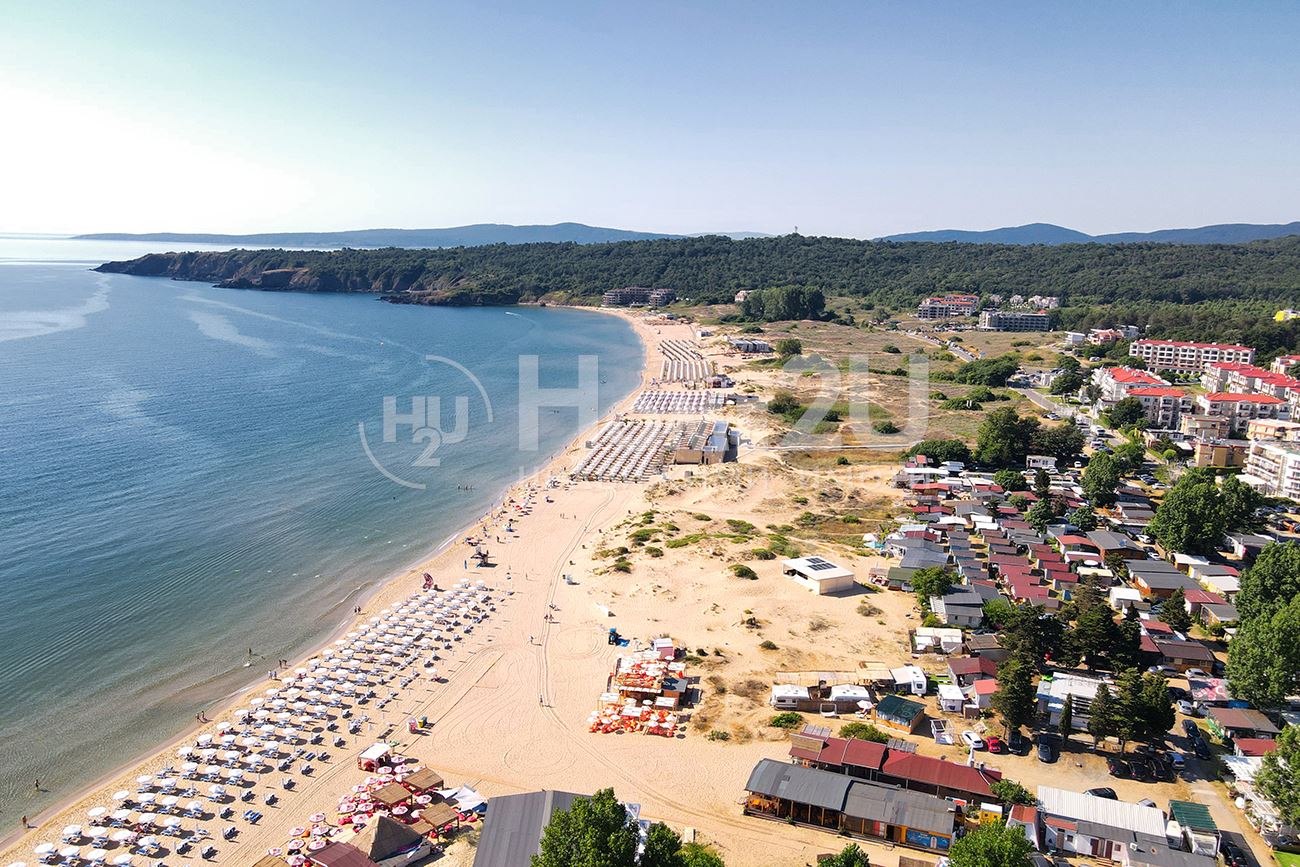 Super location! Pre-regulation! Near camping "Smokinya"!
