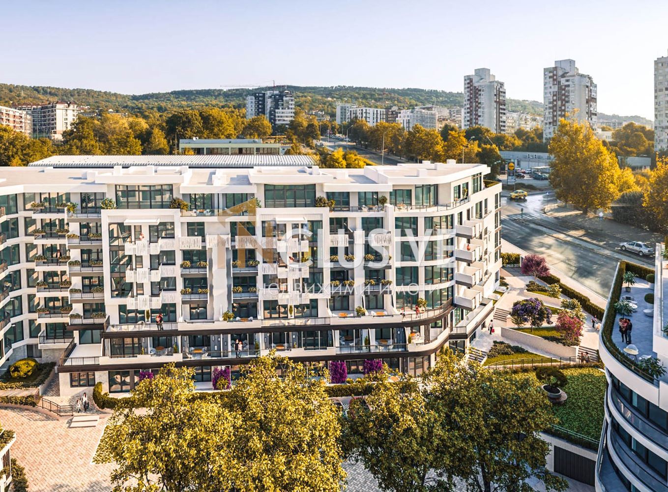 Bright three-room apartment with a view of the inner courtyard, near Kaufland and Lidl