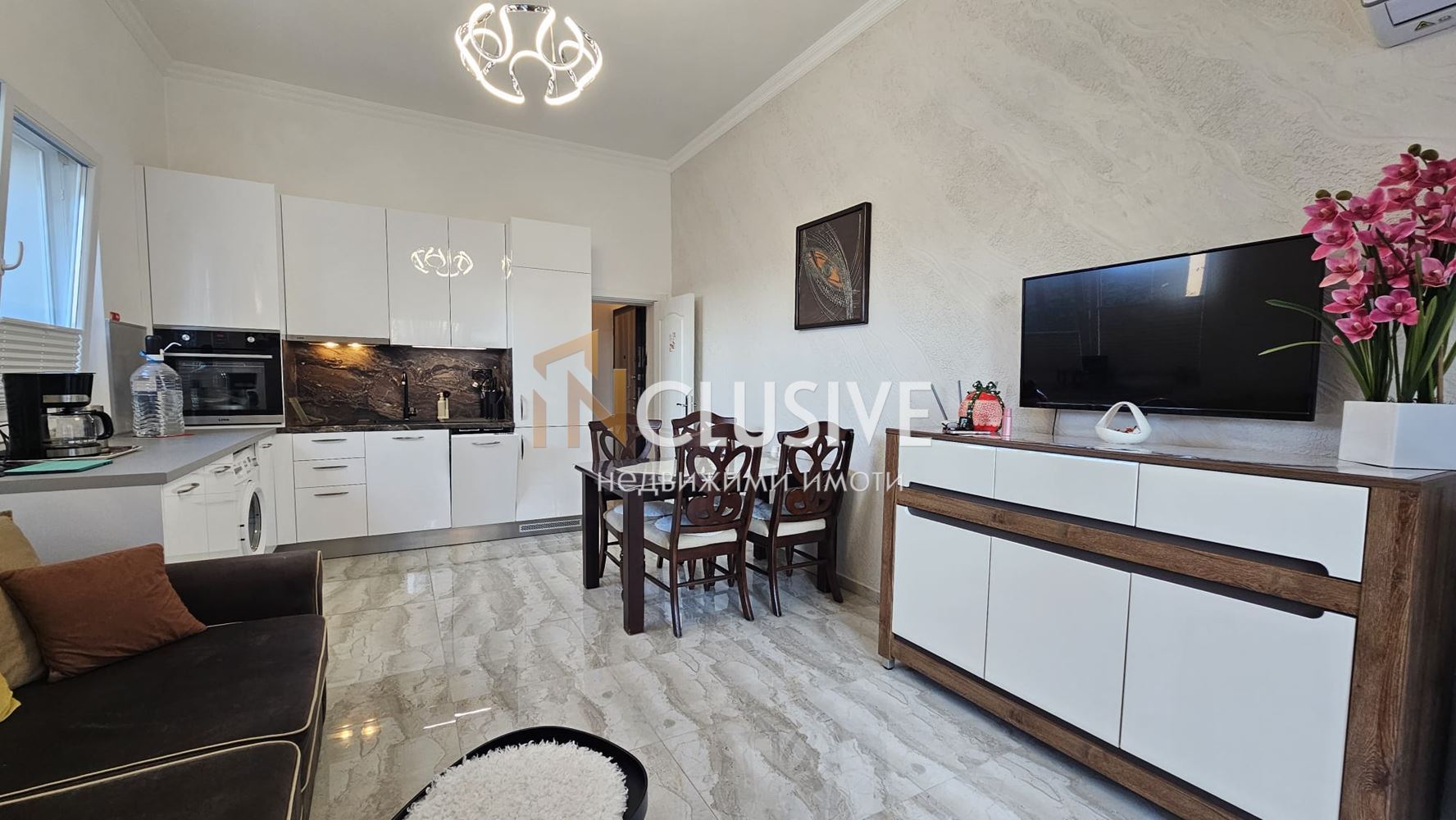 Two-room Apartment with Veranda near the Beach in Sunny Beach