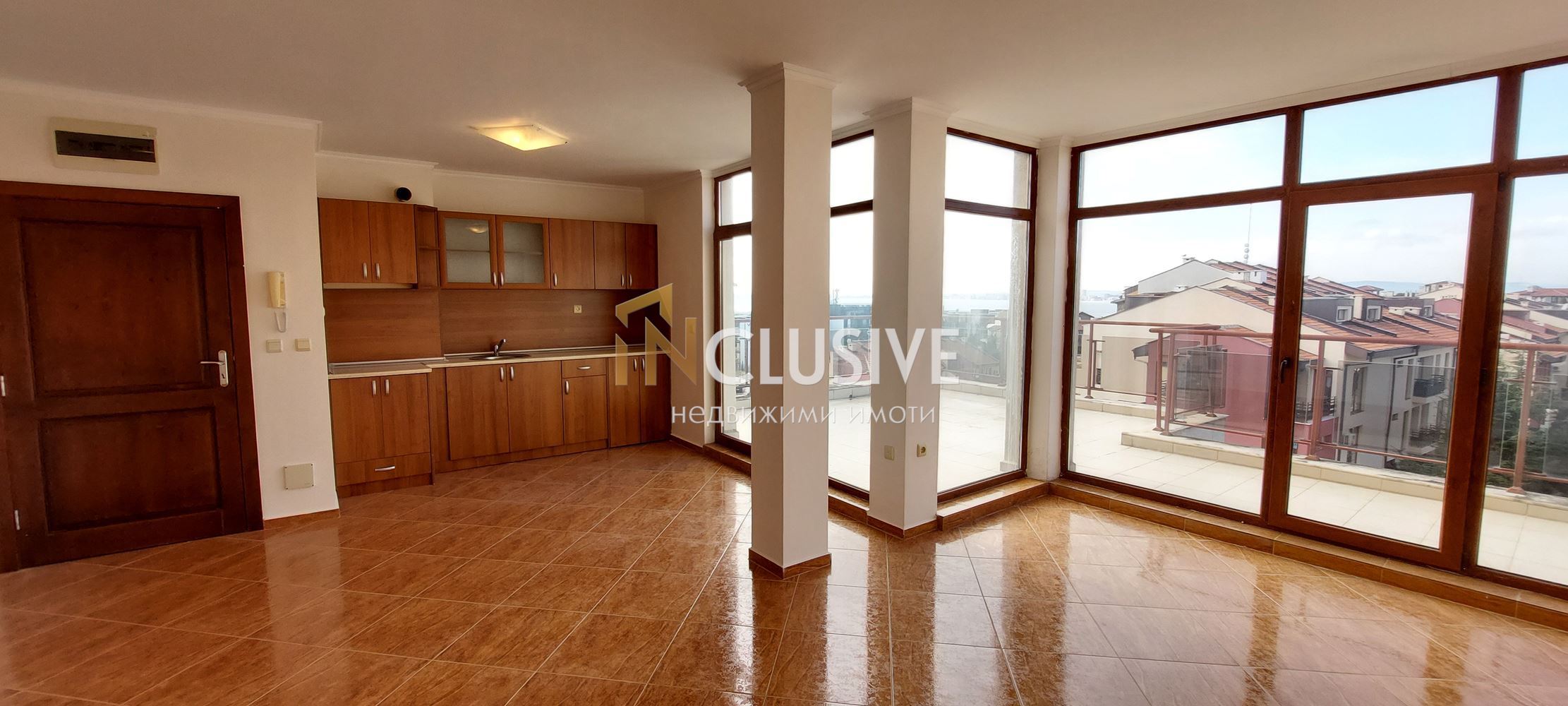 Large Penthouse with 2 Bedrooms and Panoramic Views in St. Vlas