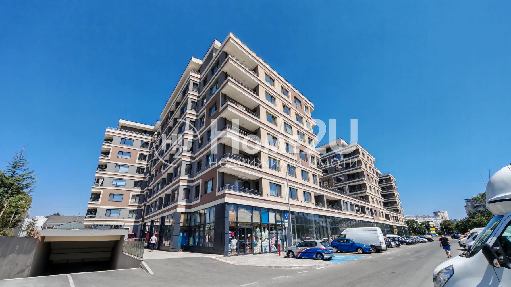 Large one-bedroom apartment in Green Residence, Burgas, near the Slaveykov district