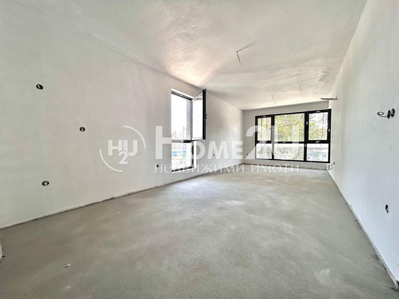 THREE-ROOM APARTMENT IN A NEW BUILDING IN KAMENITSA 2