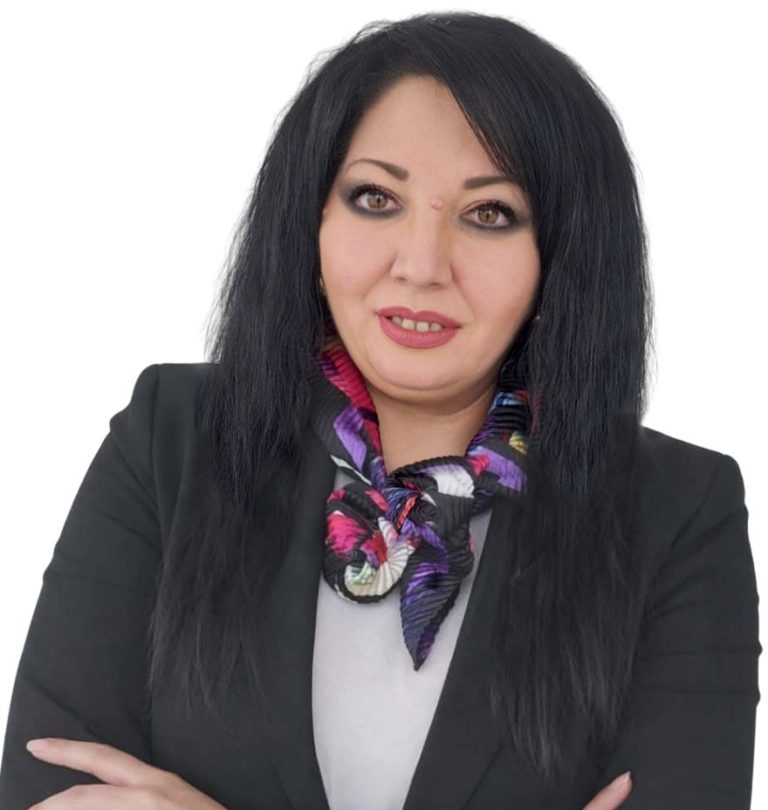 Надя Каролева