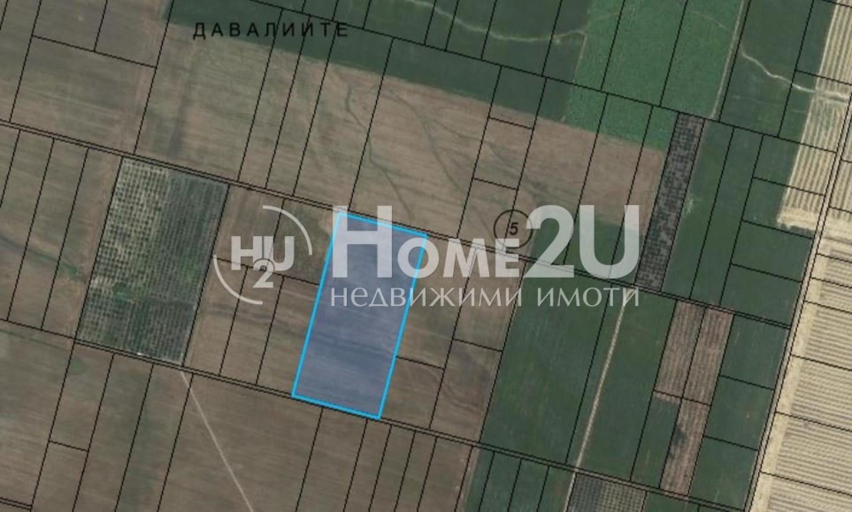Land plot between Aheloy and Kableshkovo