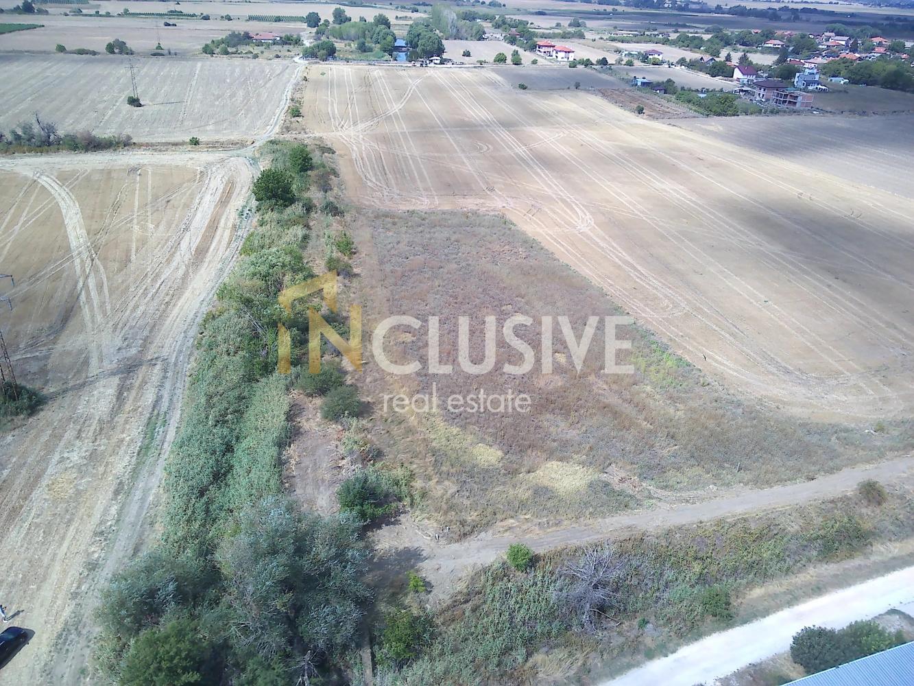 Plots for residential construction in the village of Zlatitrap! Unique view at a top price!