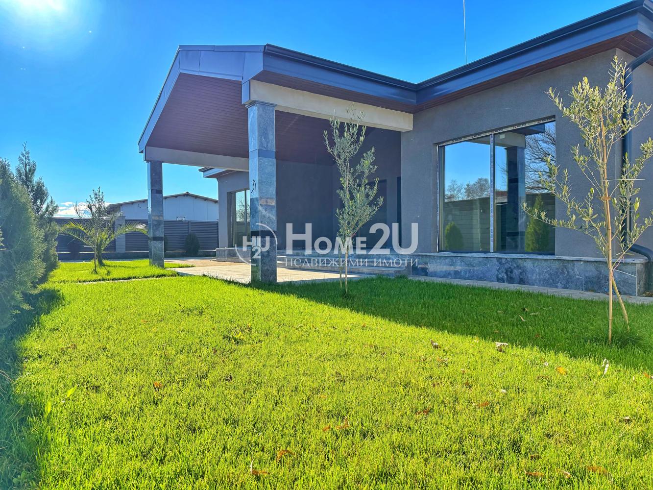Luxury finish! Three bedrooms! Natural Egyptian stone!