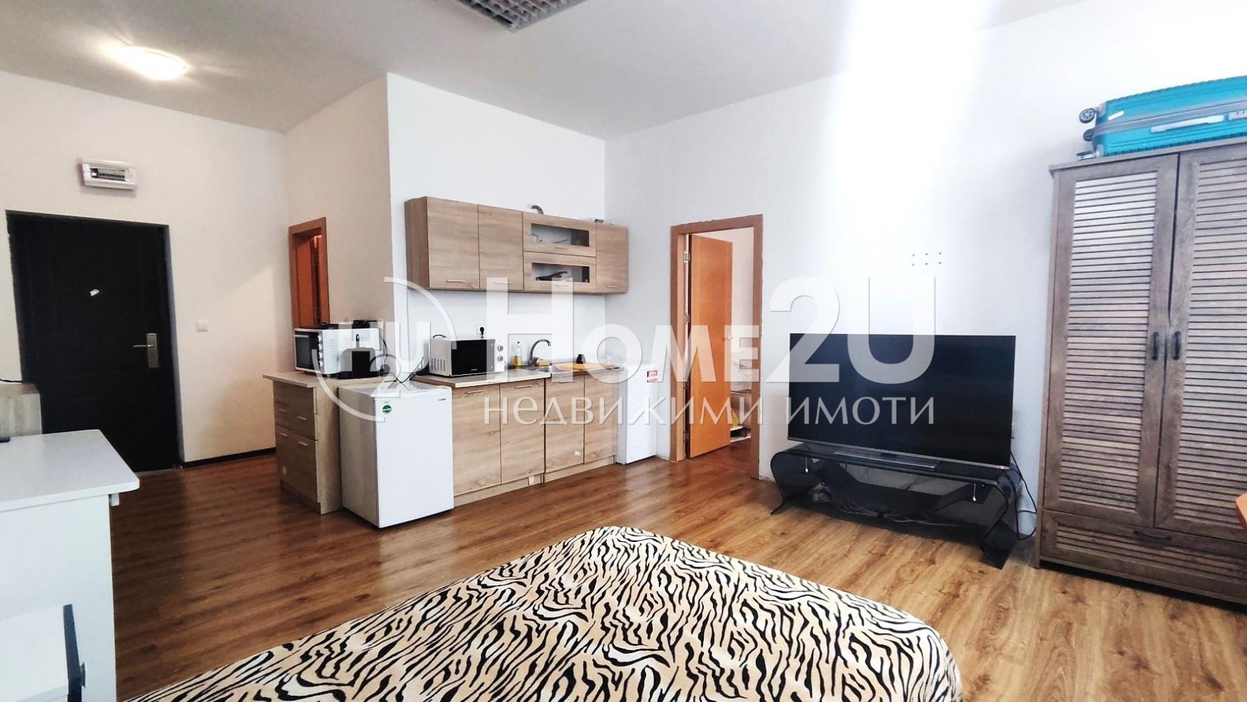 Furnished one-bedroom apartment! No maintenance fee!