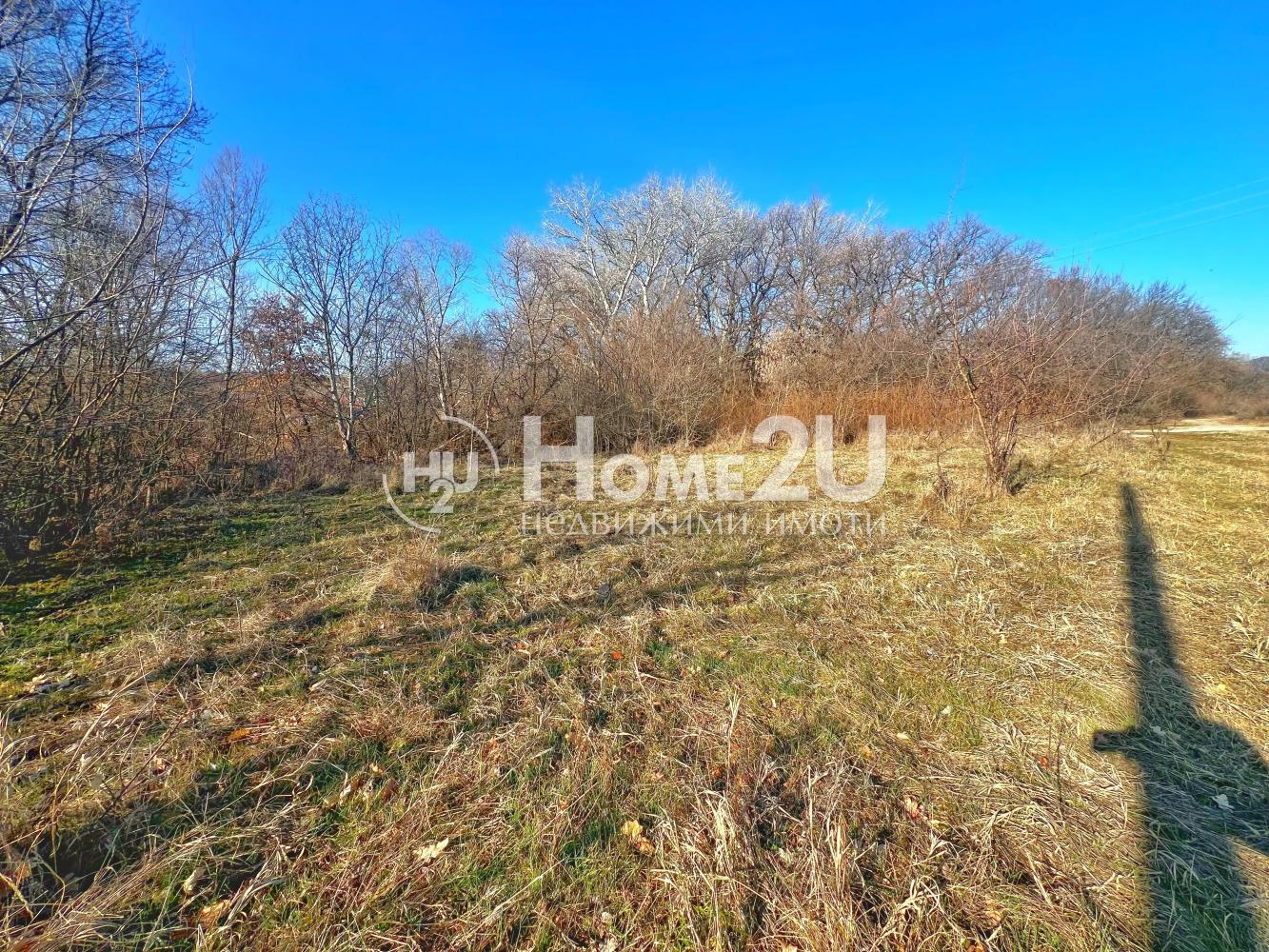 Plot in Krasnovski Bani