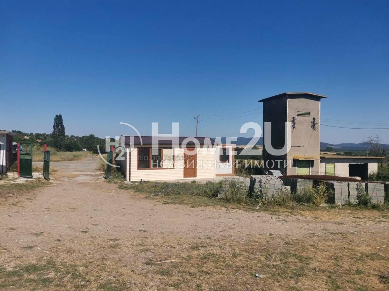 Farm in s.Podvis, obl.Burgas