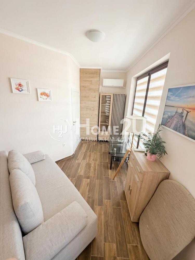 Two-bedroom apartment in complex “Valencia Gardens”, city of Nesebar