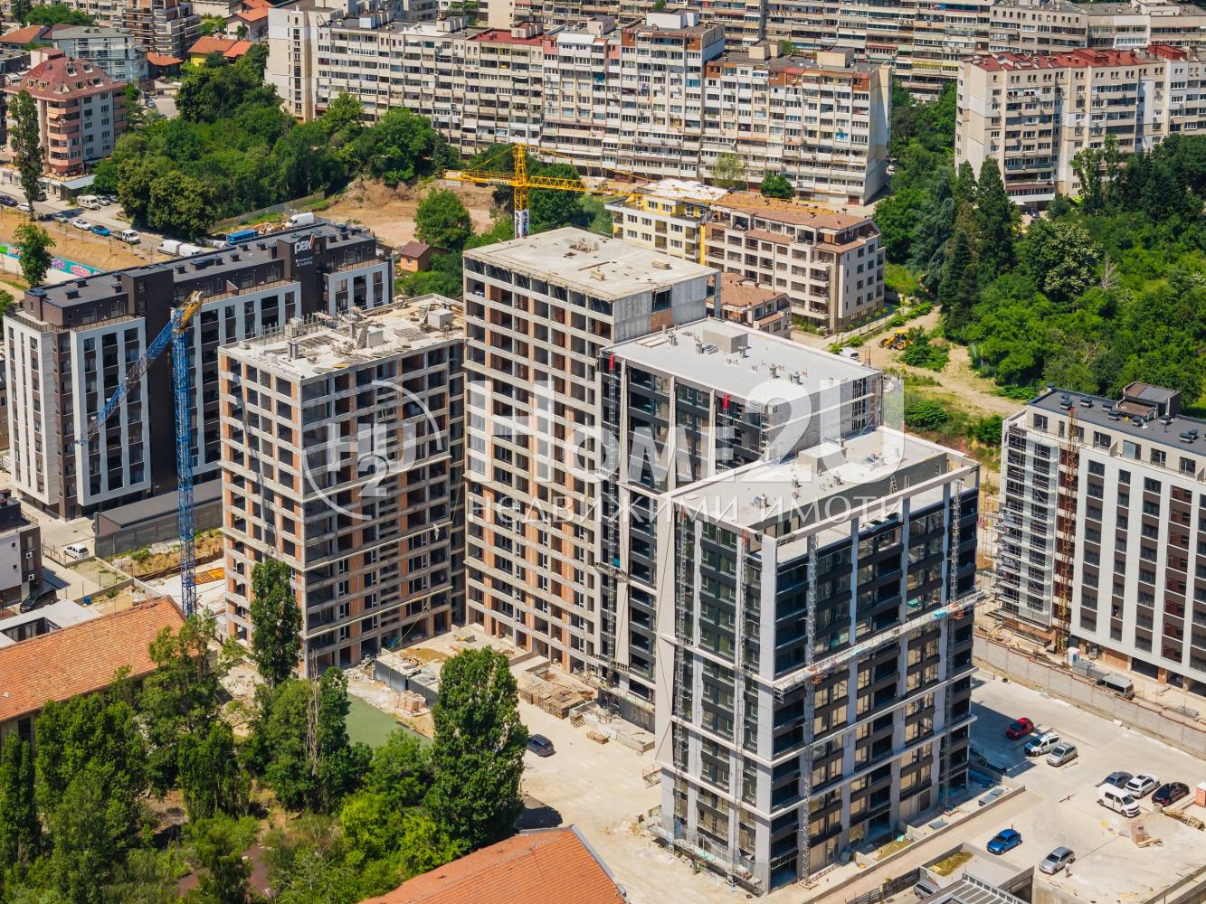 THREE-ROOM APARTMENT WITH TWO BATHROOMS! BEFORE ACT 15! LUXURY COMPLEX!