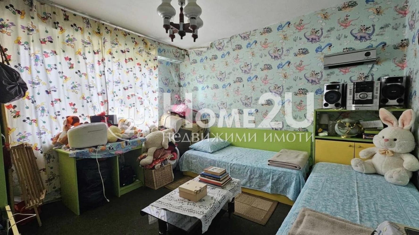 REAL AREA!!! EXCELLENT LOCATION!!! MIDDLE FLOOR!!! SUNNY AND WARM APARTMENT!!! ELEVATOR