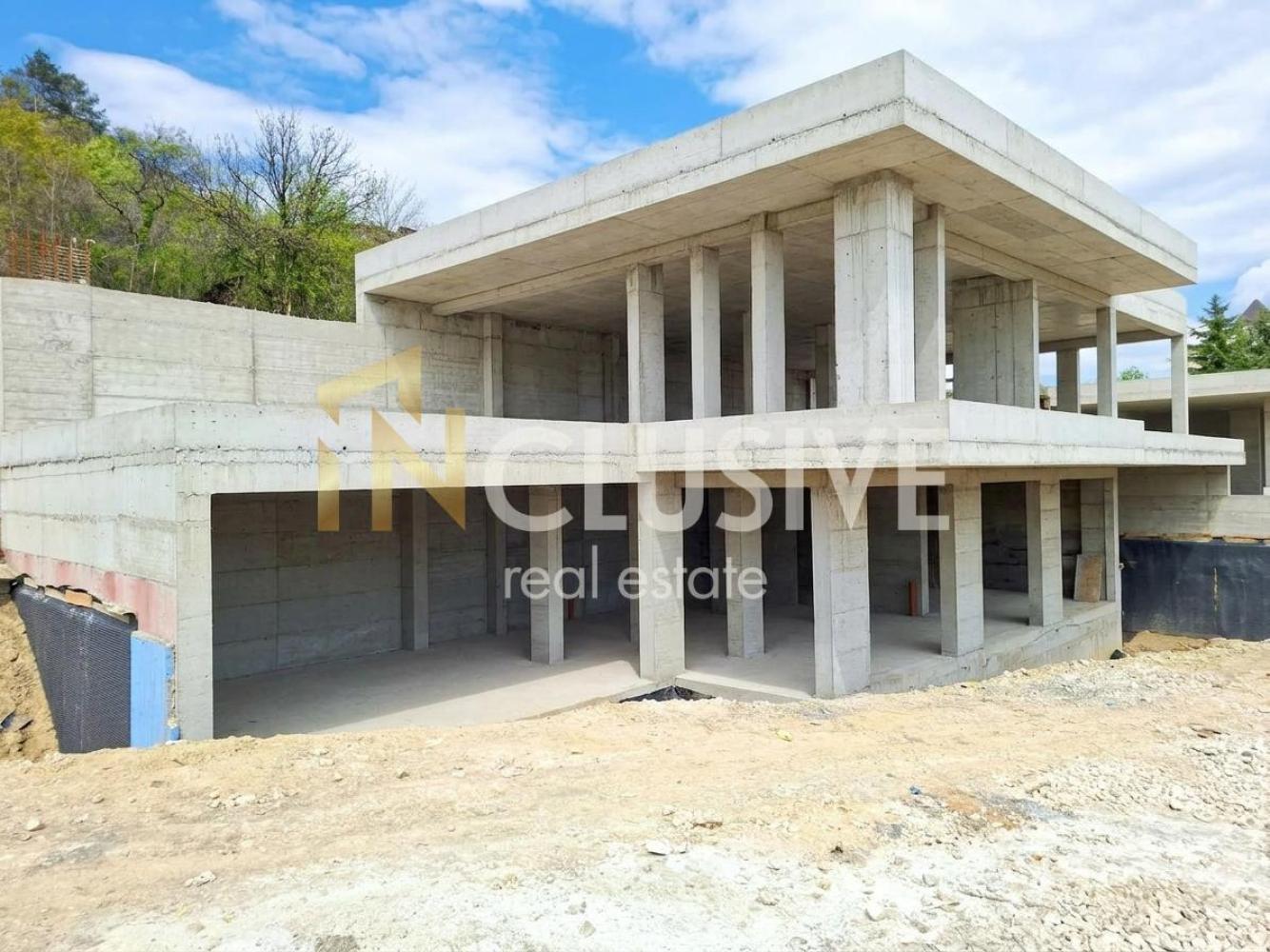 House with an Unobstructed Sea Panorama Close to the City