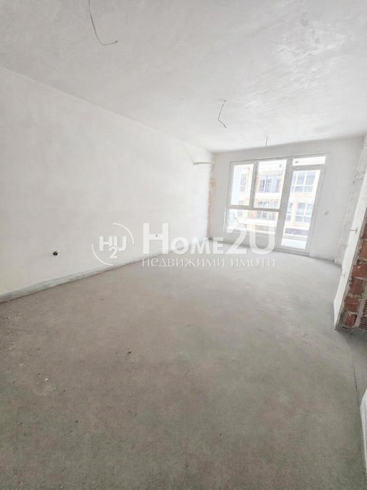Two-bedroom apartment with Act 14 in kv. Horizont