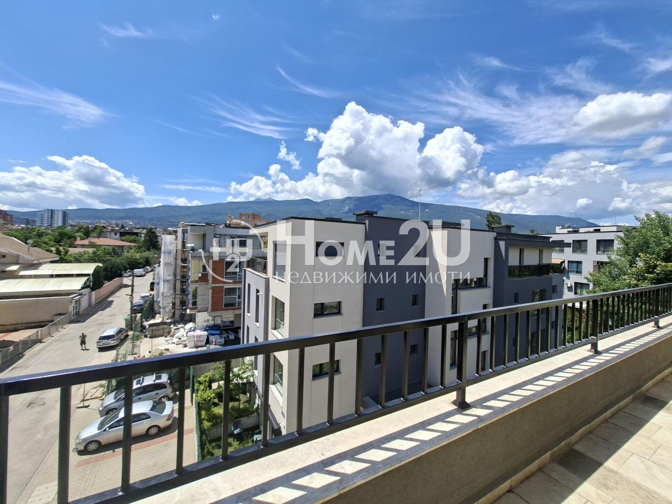 Two-room apartment in Vitosha District