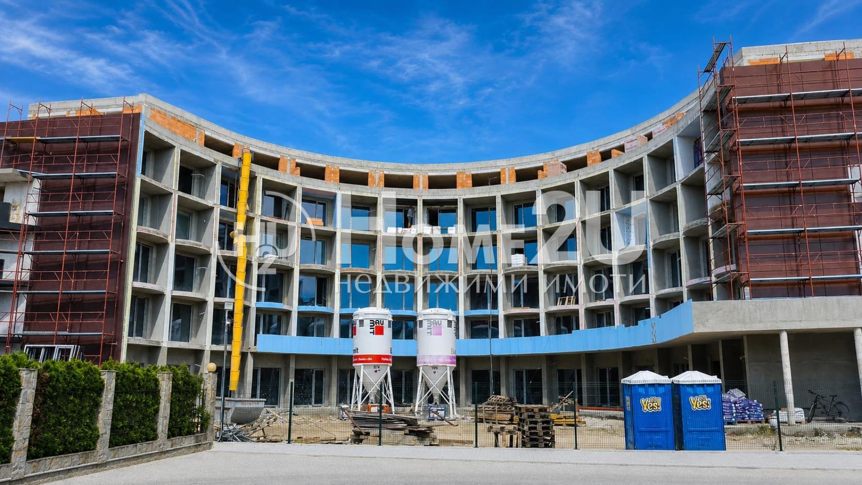 Two-room apartments in the center of Sunny Beach without maintenance fee