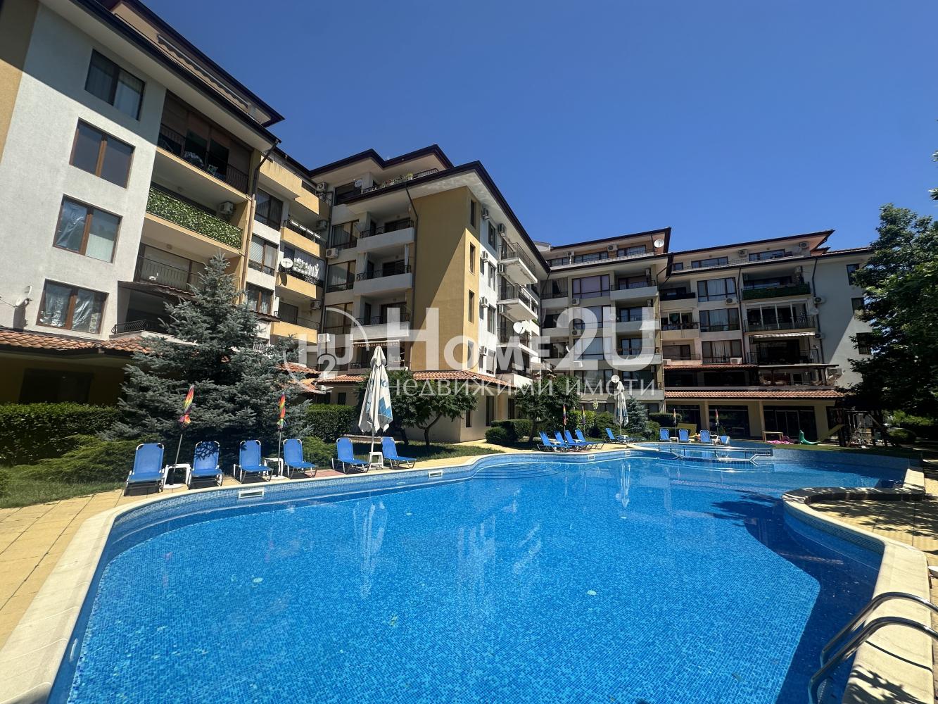 Two-room apartment in resort complex Slanchev Bryag