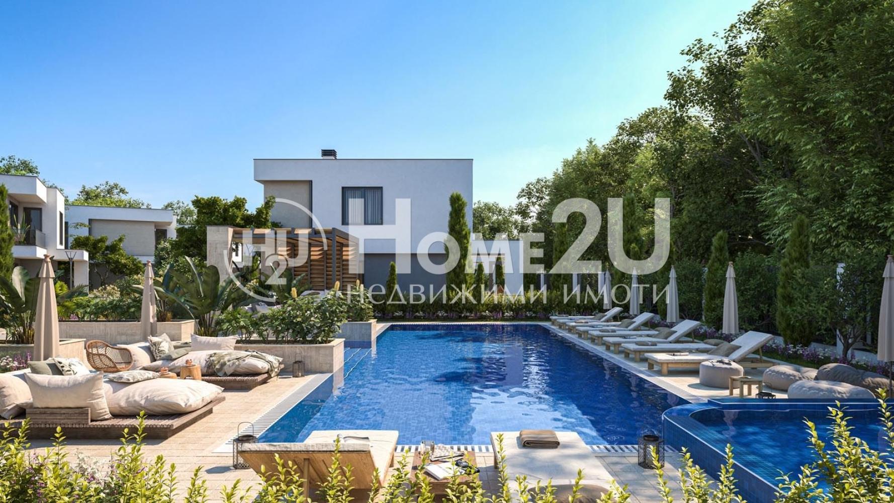 Two-storey house in Victoria Residences!