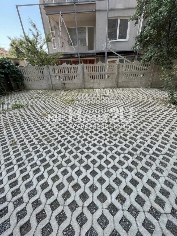 !!INNER COURTYARD!!NEW RESIDENTIAL BUILDING!!CLOSE TO GRAND MALL!!