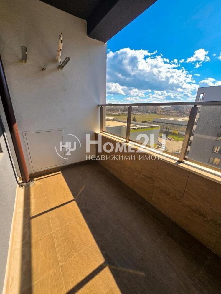 A16! Two-room! Parking space! Mid-floor!