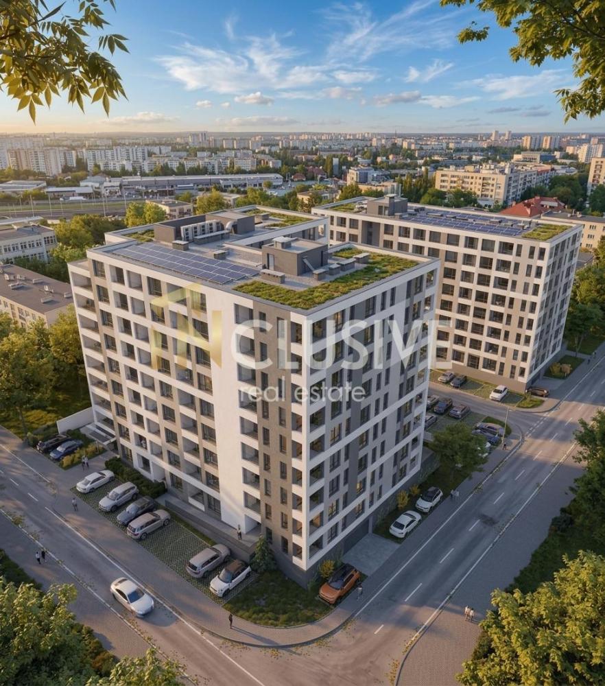 Three-room apartment with two loggias on the top floor in Galeria 5