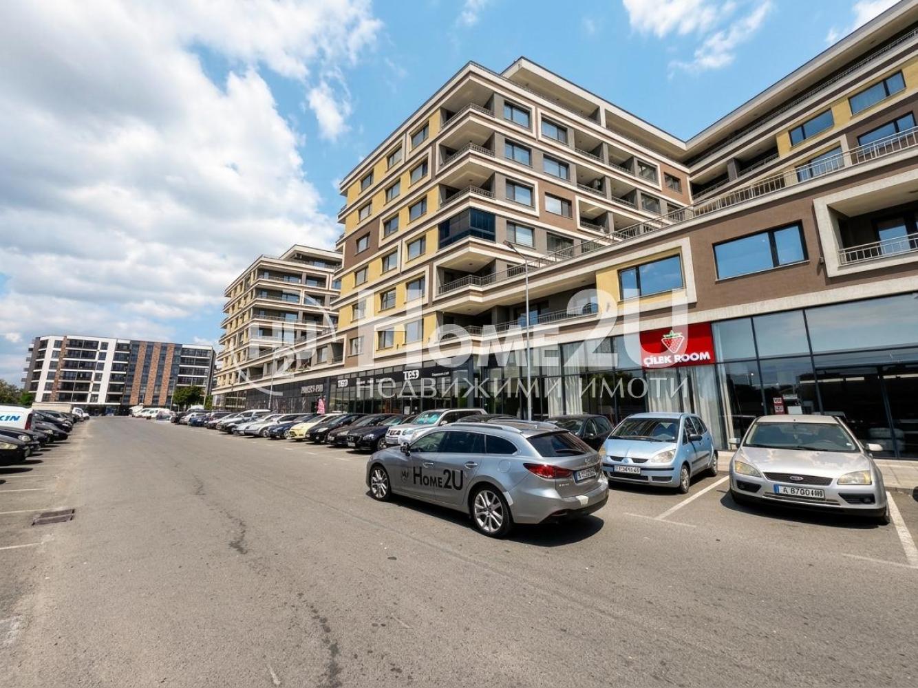Spacious one-bedroom apartment! Madika District!