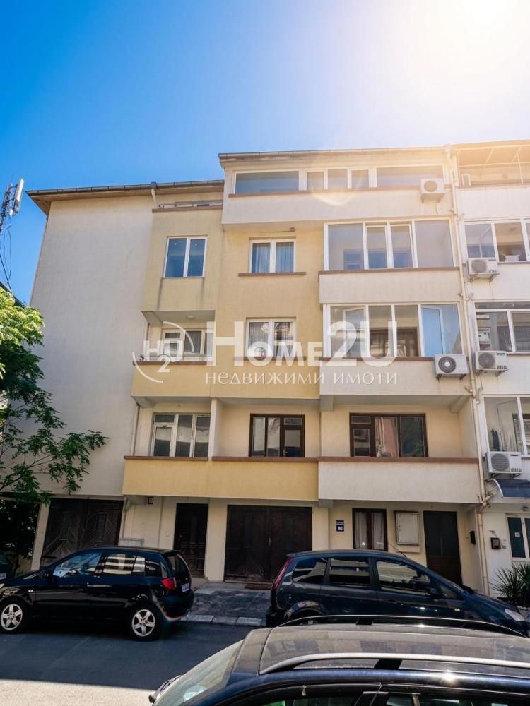 Single-family residential building in Sveti Vlas