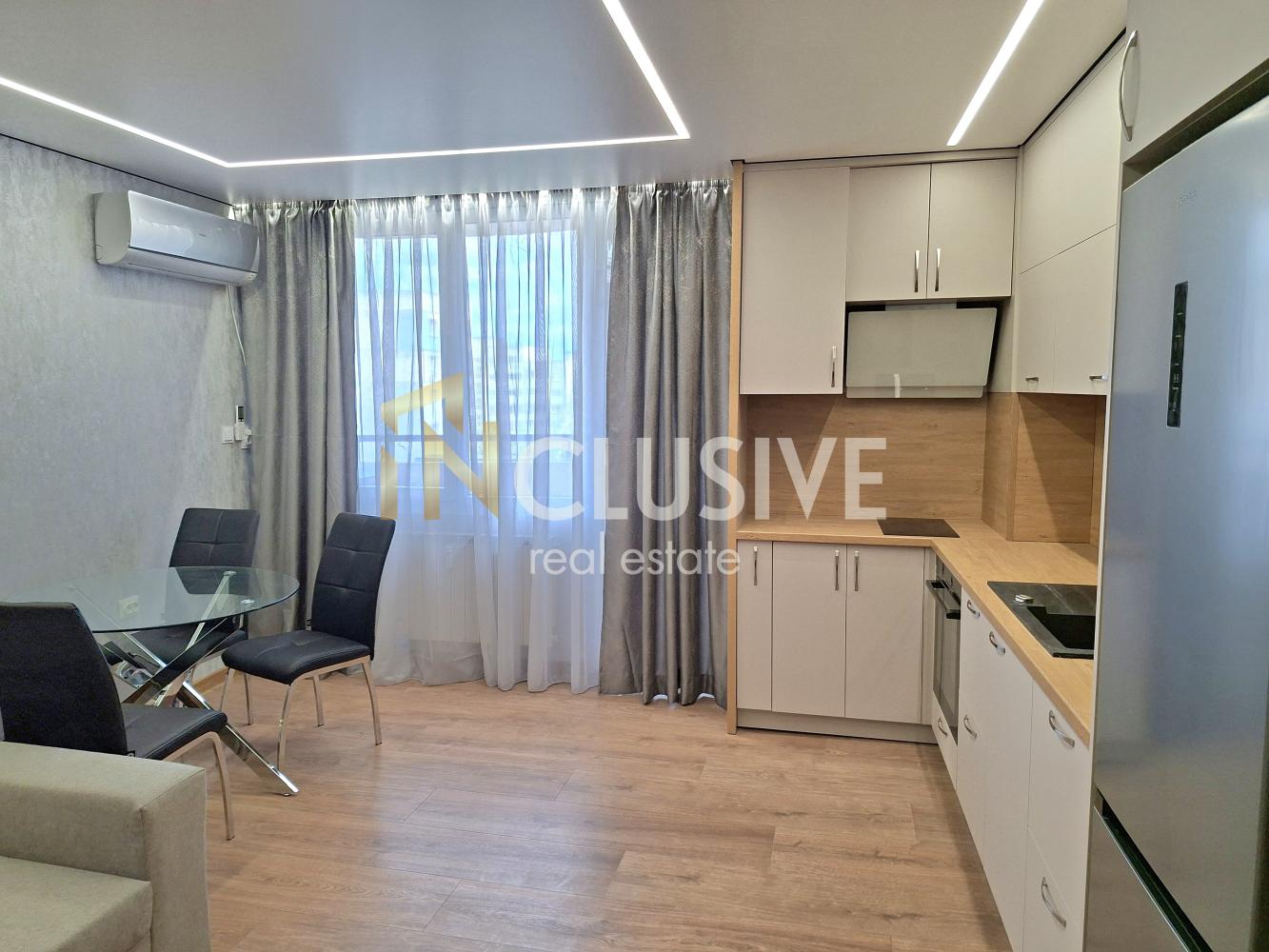 Three-room apartment in Lyulin 9