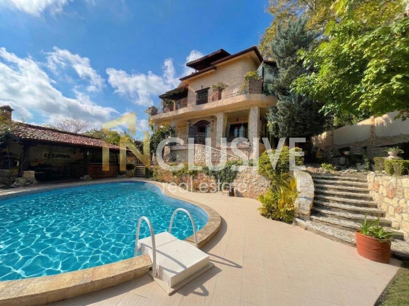 Luxury house with pool and sea view near Kabakum Beach