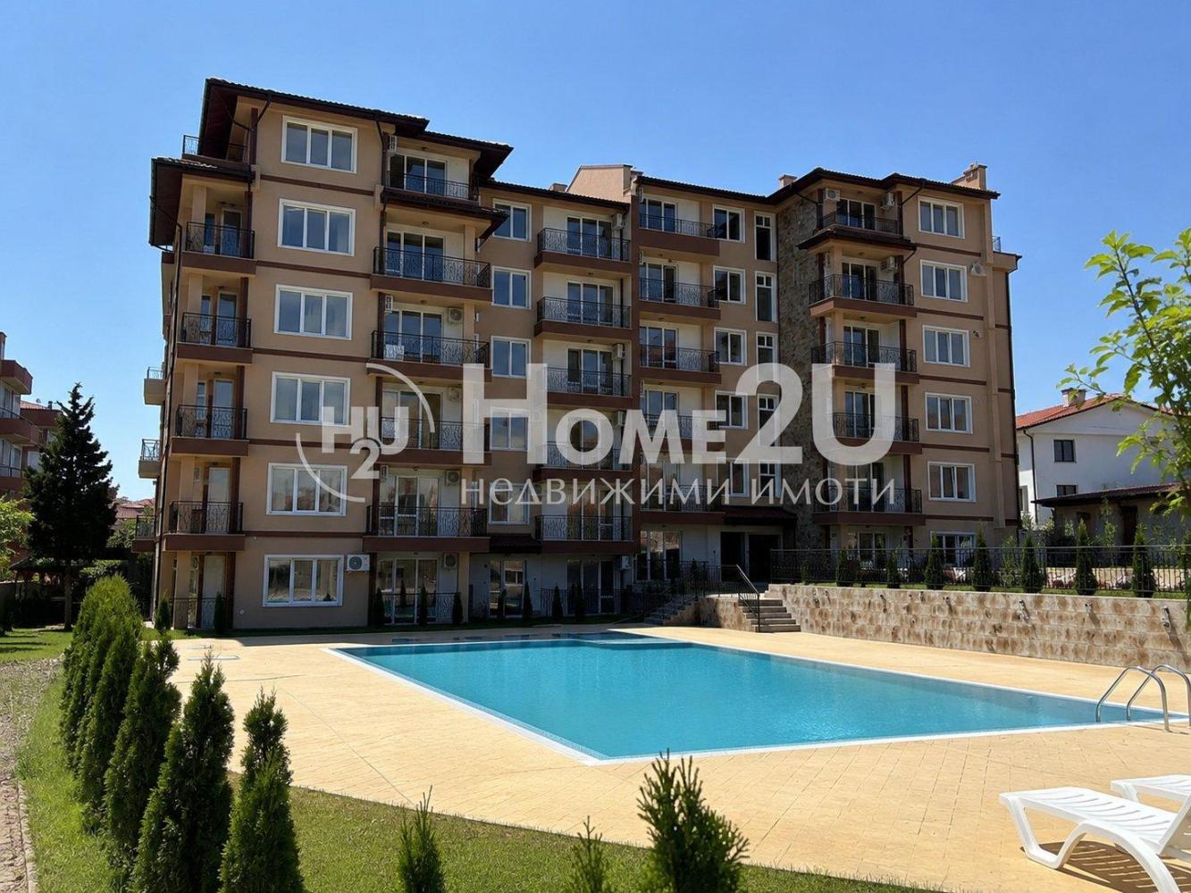 Two-room turnkey apartment in a gated complex in Ravda. 5 minutes from the beach and the center