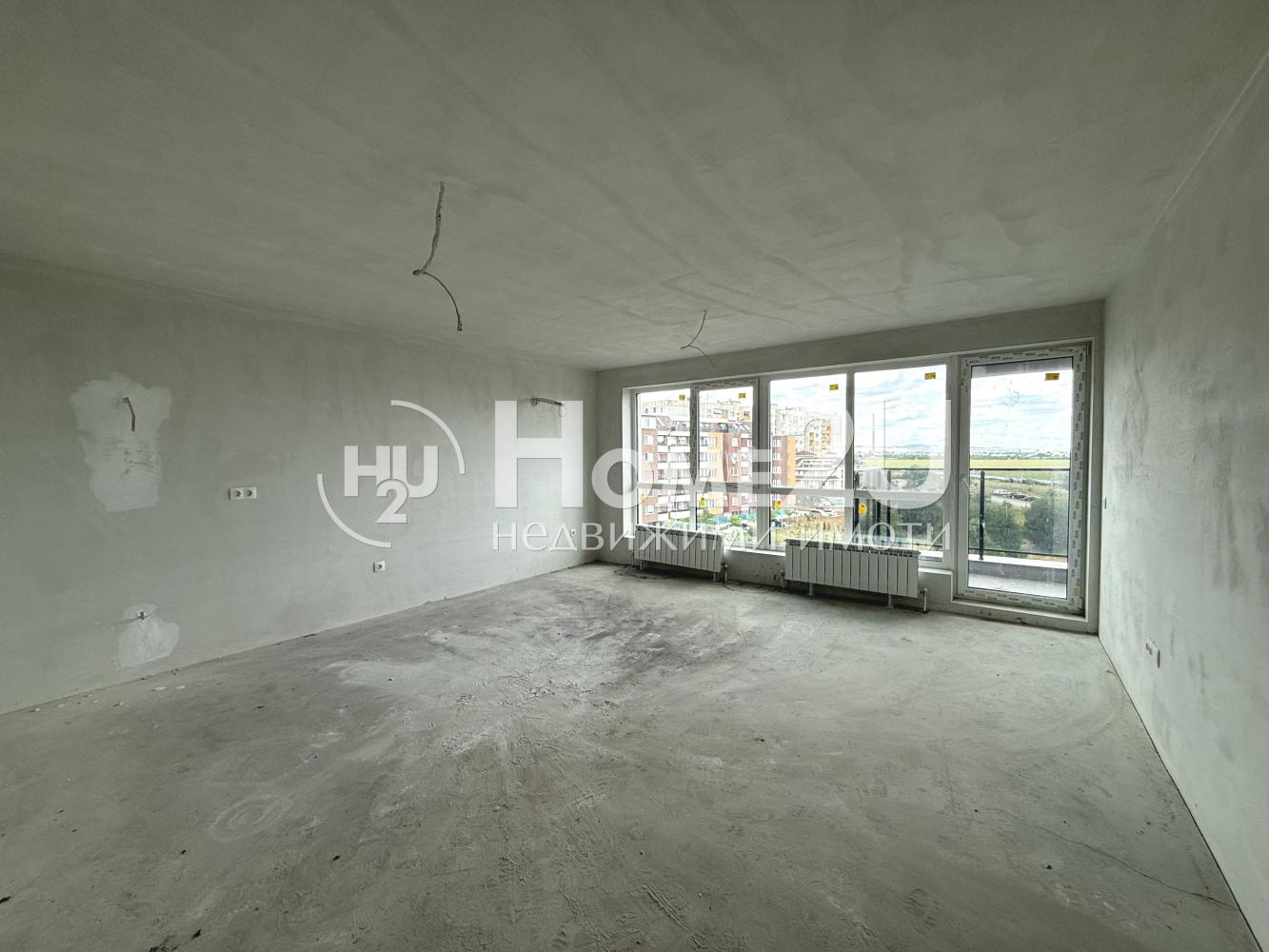 Three-room apartment in Obelya 2